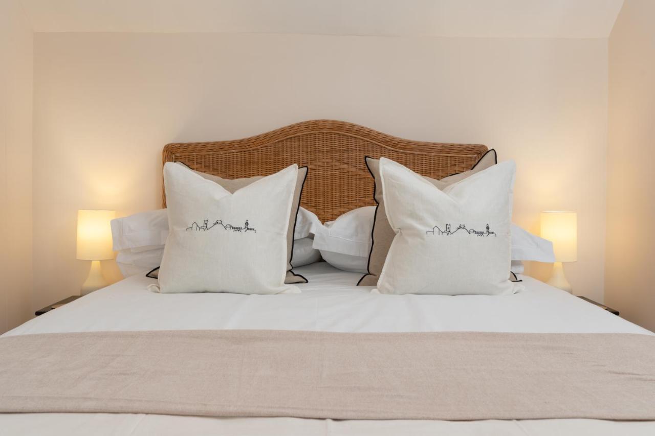 Stylish Two Bedroom Cottage - In Town Centre St Ives Екстериор снимка