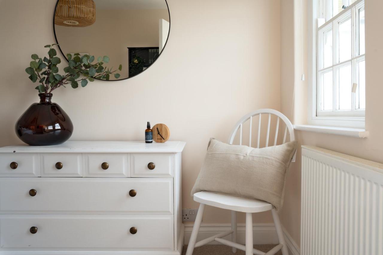 Stylish Two Bedroom Cottage - In Town Centre St Ives Екстериор снимка