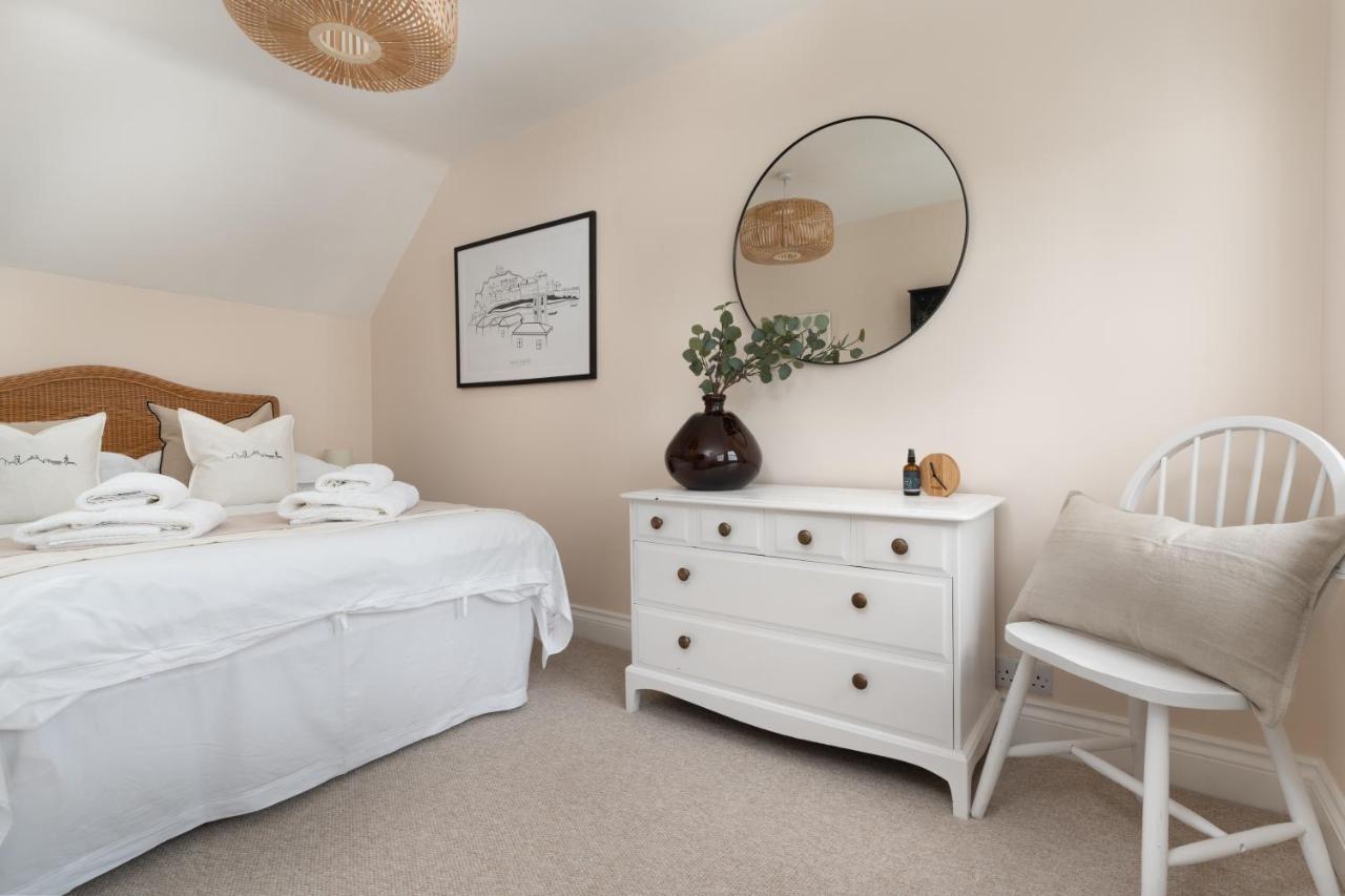 Stylish Two Bedroom Cottage - In Town Centre St Ives Екстериор снимка