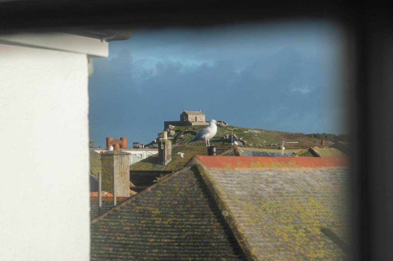 Stylish Two Bedroom Cottage - In Town Centre St Ives Екстериор снимка