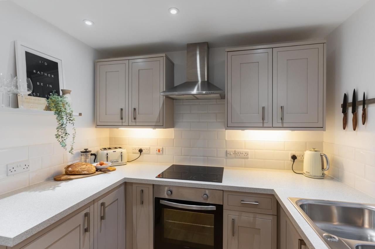 Stylish Two Bedroom Cottage - In Town Centre St Ives Екстериор снимка