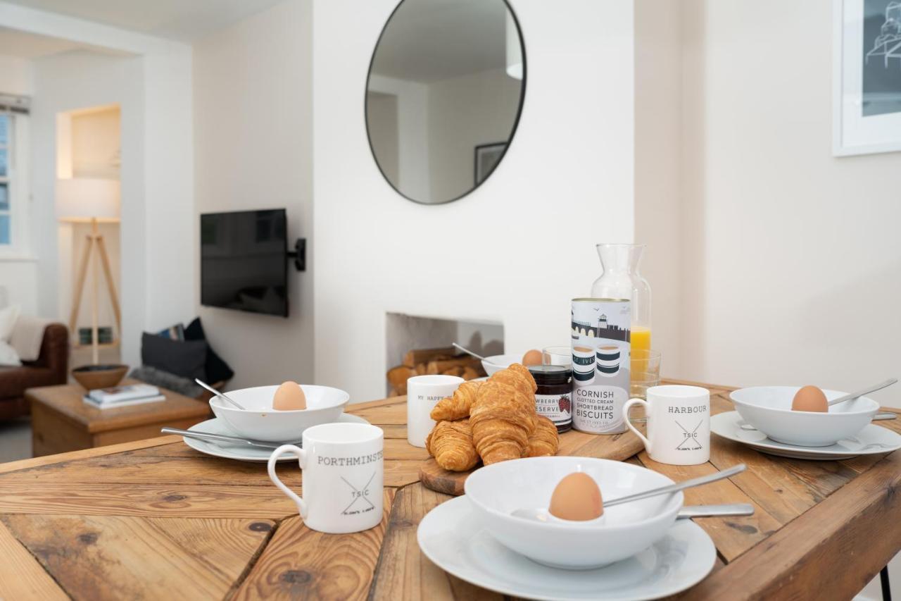 Stylish Two Bedroom Cottage - In Town Centre St Ives Екстериор снимка