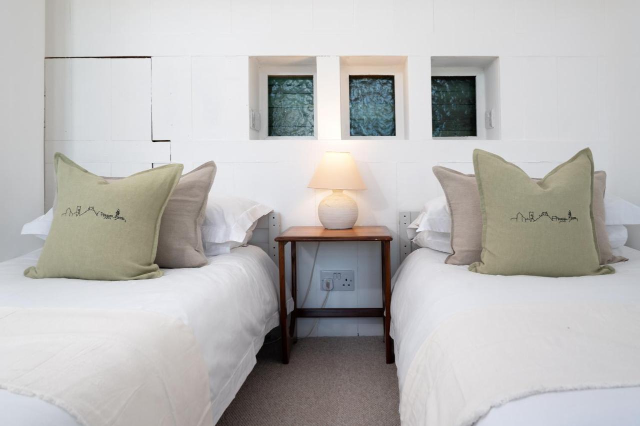 Stylish Two Bedroom Cottage - In Town Centre St Ives Екстериор снимка